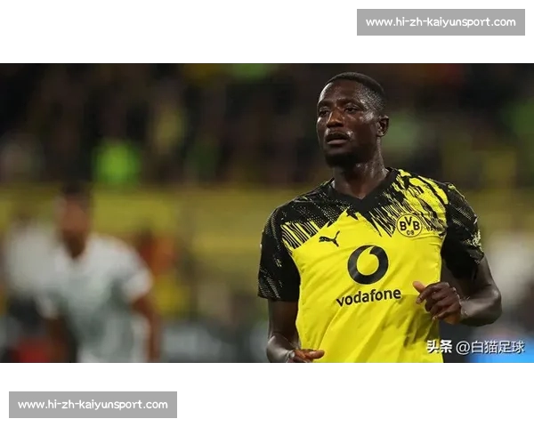 吉拉西梅开二度终结拉莫斯！欧冠金靴盛赞传奇后卫：这是顶级对抗