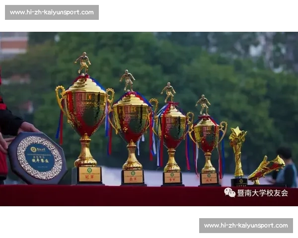 周睿羊速胜陈笑天 华东师大校友队升甲关键战图集